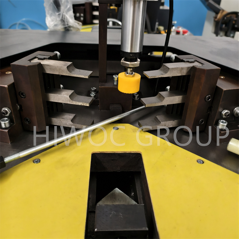 2026 Automatic Hydraulic Aluminum Corner Crimping Machine for Window Door Fabrication