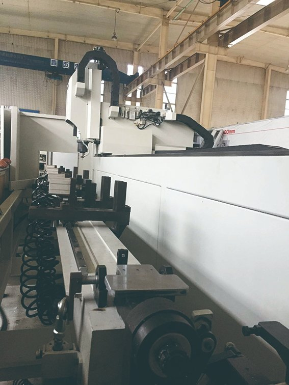 High Precision CNC Machining Center for Aluminum Profiles