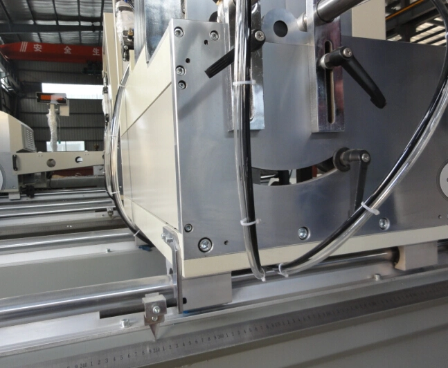 China Hot Sale UPVC Door Window Making Machinery Double Head Cutting Saw Machine