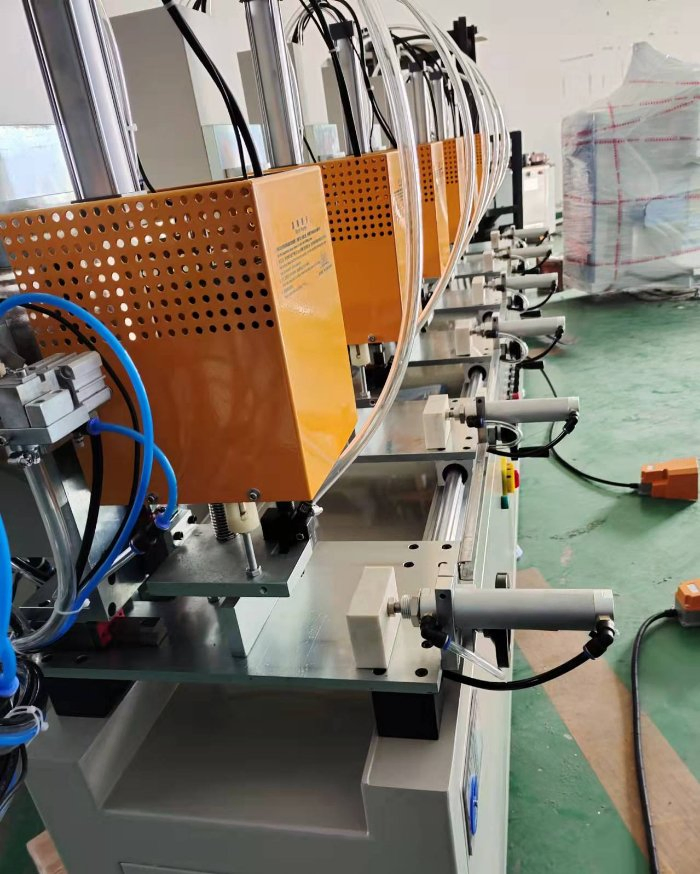 Four-Head Automatic Screw Fastening Machine for Aluminum UPVC Window Machine