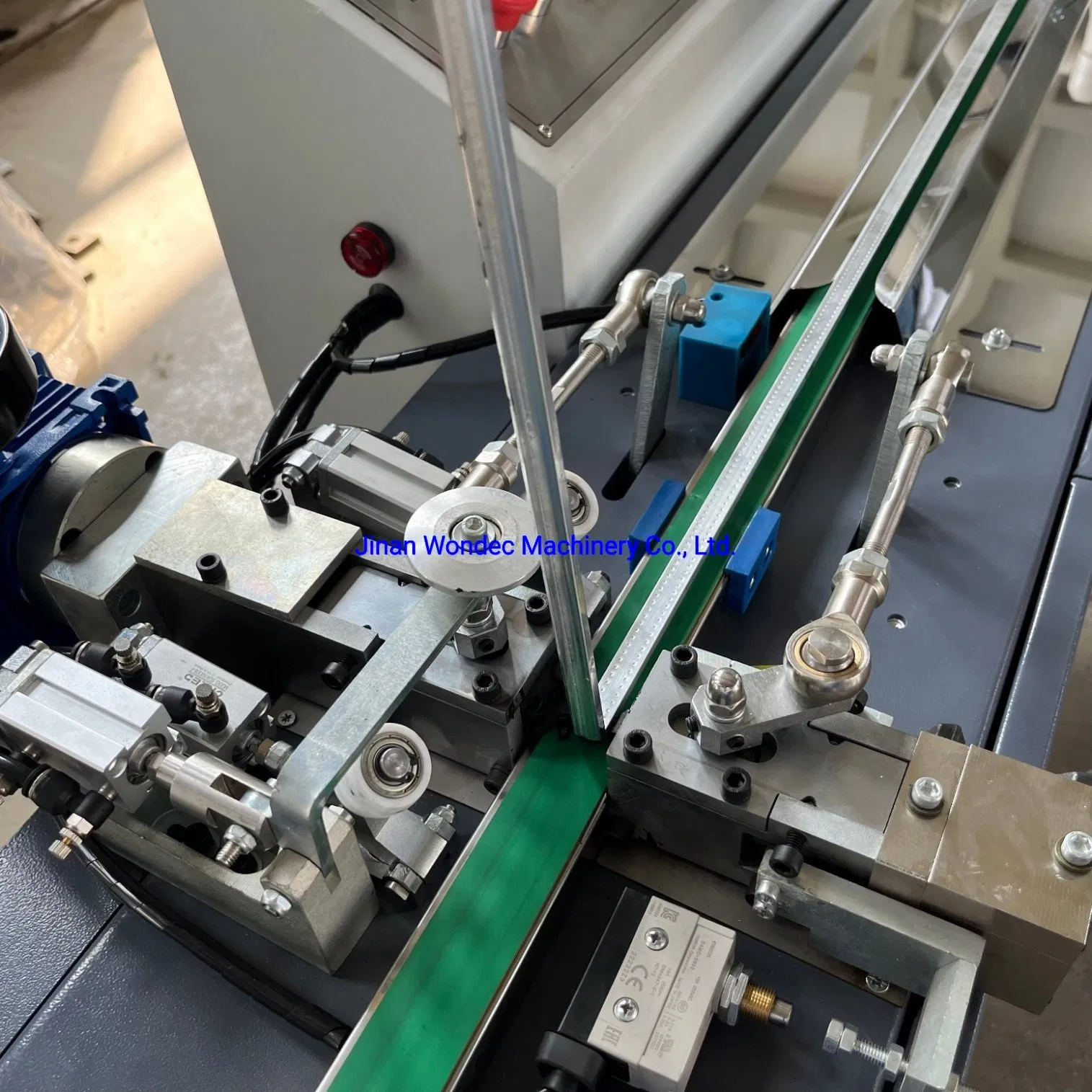 Insulated Glass Processing Machine Automatic Hot Melt Glue Extruder Machine Butyl Coated Sealing Spreading Machine