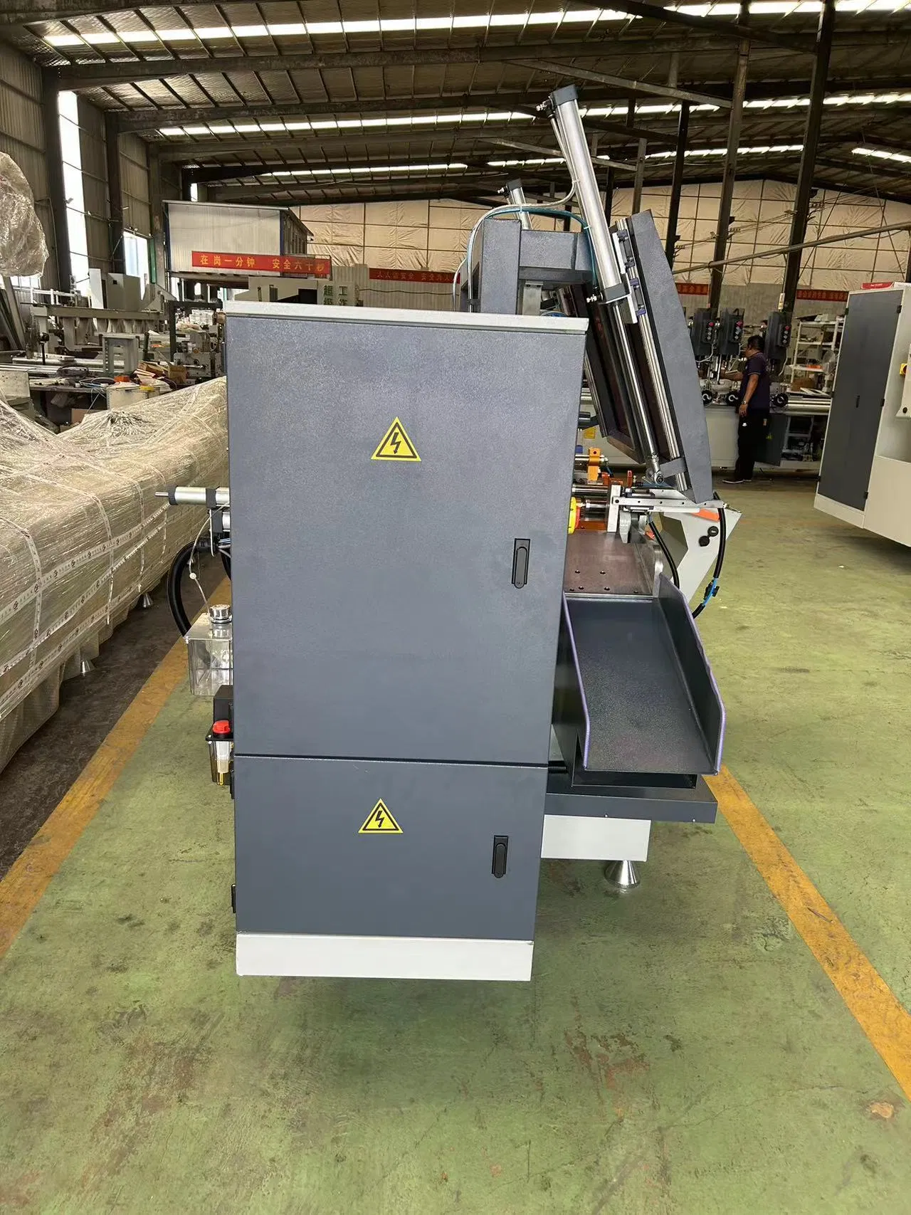 Automatic CNC 90 45 Degree UPVC Cutter Machine PVC Window Door Saw Double Head Mitre Saw Cutting Machine for Aluminum Extrusion Profiles