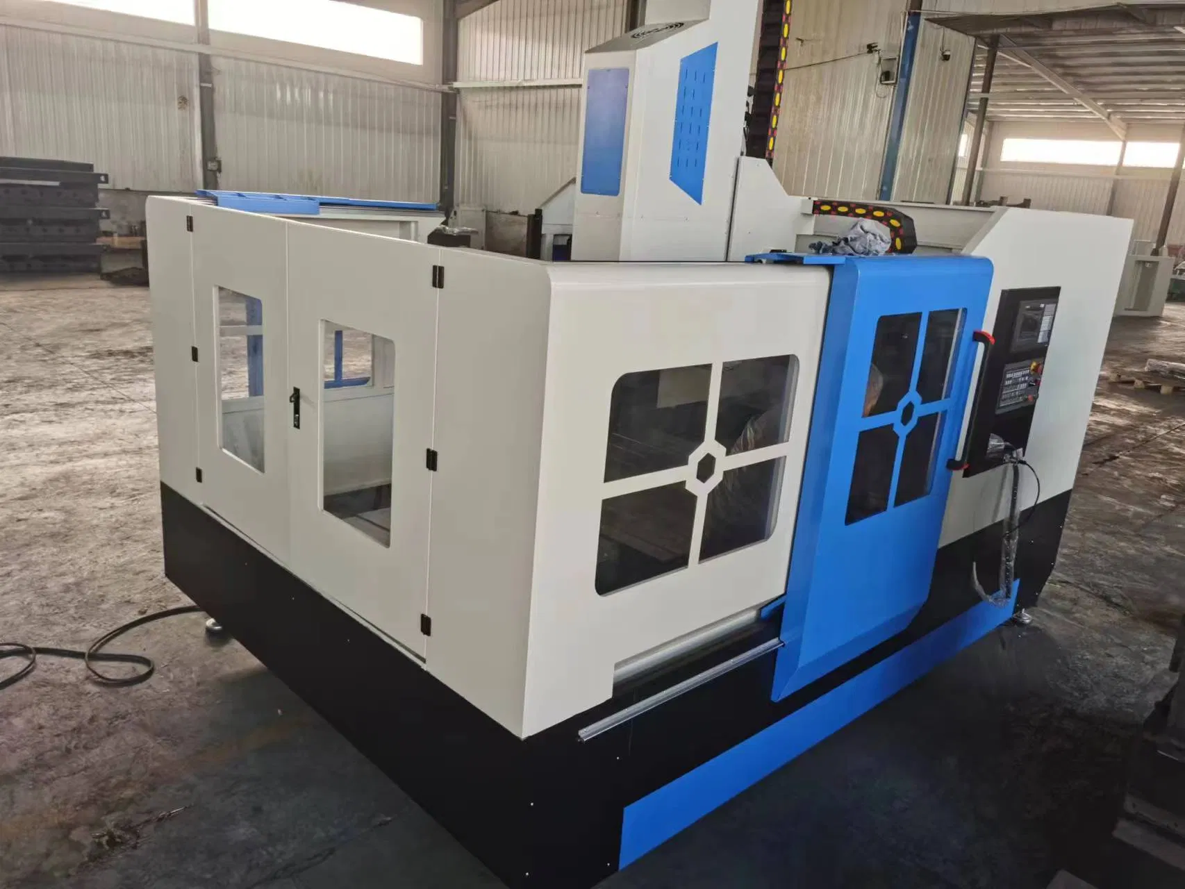 Milling Machine with Good Precision/Factory Direct Sale Aluminum End Milling Machine Tat3020