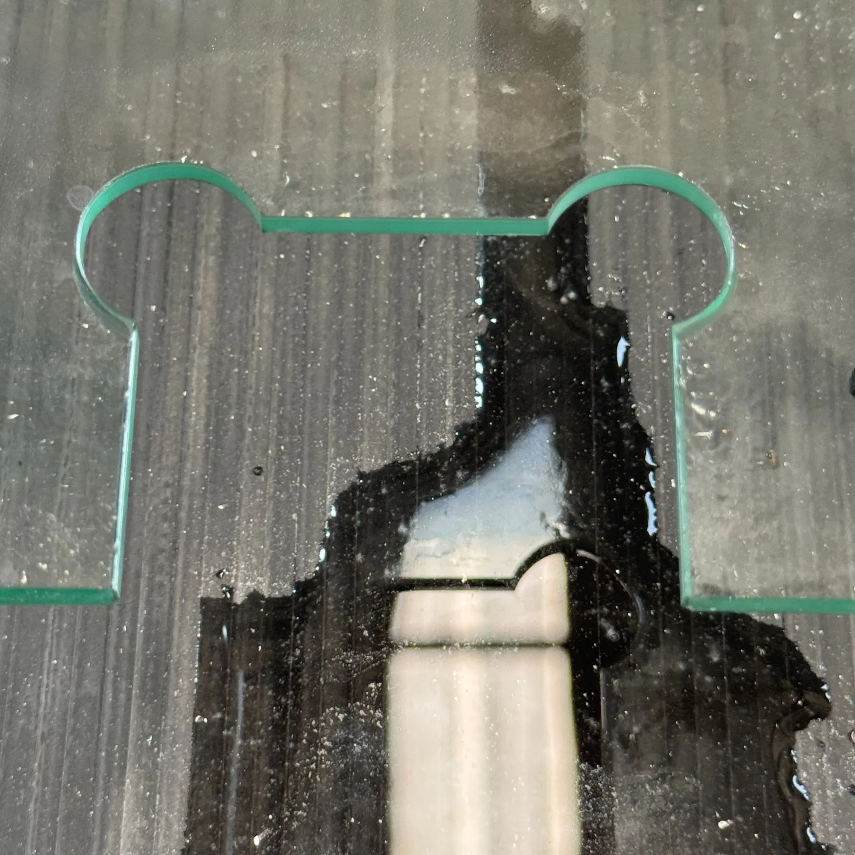 Low Price Large Area Antomatic Cutting Machine Drilling Digging CNC Glass Milling Machine for Door Windows