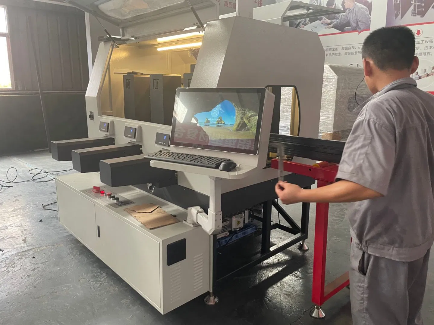 Automatic CNC Rolling Compound Machine Manufacturers Broken Bridge Aluminum Doors and Windows Processing Equipment