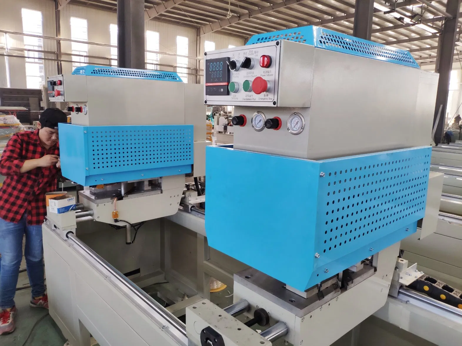 UPVC/PVC Profiles Window and Door Double Head Seamless Welding Machine