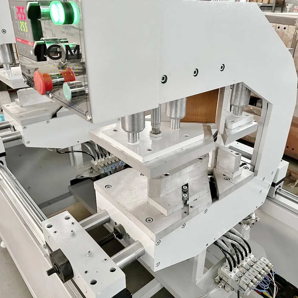 Four Head Vinyl Window Welder PVC UPVC Window Door Welding Machine