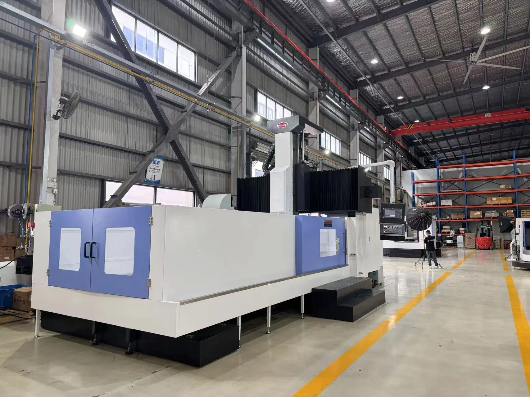 Tlm-3020 Gantry Machining Center Stainless Steel Cast Iron Aluminum Profile Multi-Function Cutting Equipment