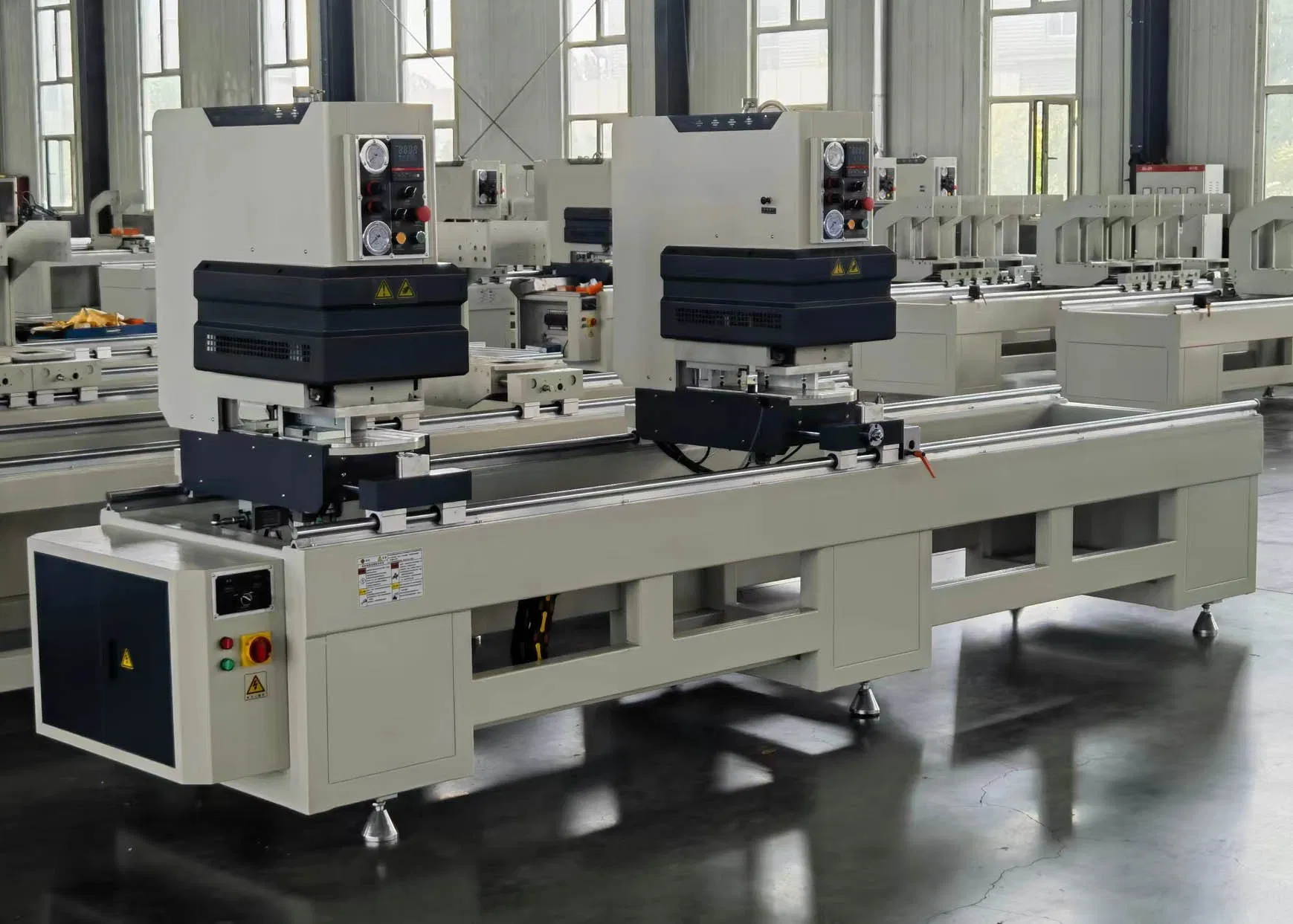 High-Grade Color Plastic Doors and Windows Aluminum Machine Double-Sided Two Heads Seamless Welding Machine/UPVC/PVC Window Making Machine