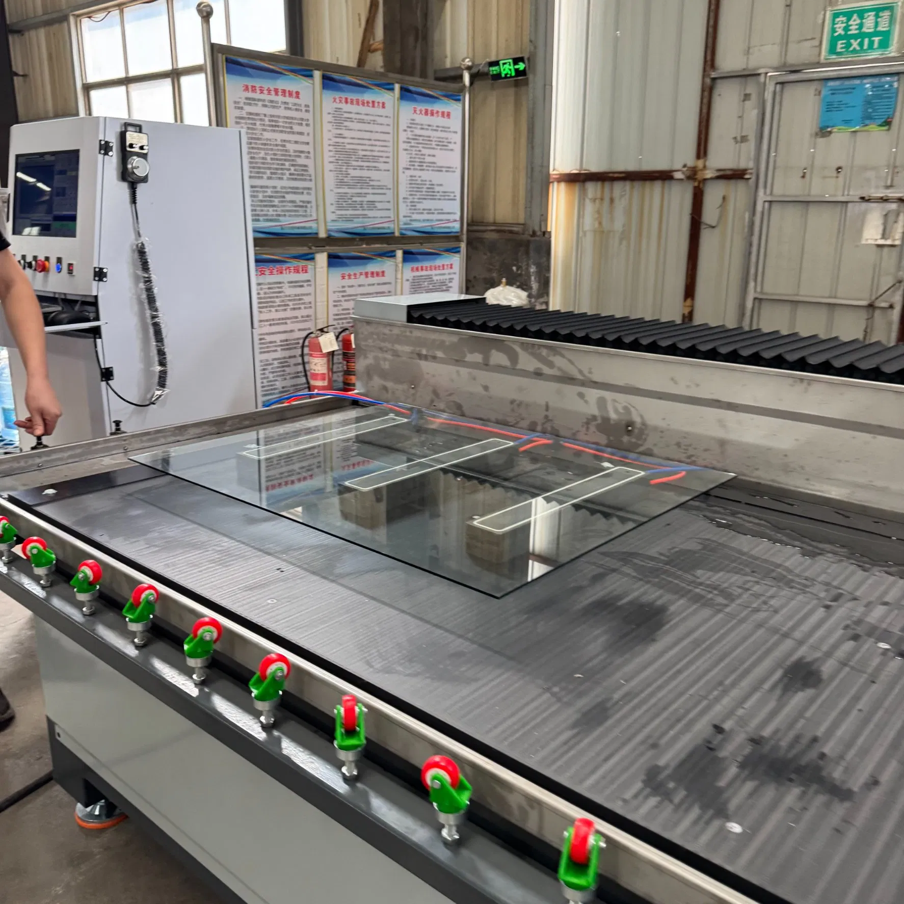 Low Price CNC 3 Axis Milling Machines Large Area Antomatic Cutting Machine Drilling Digging CNC Glass Milling Machine for Door Windows