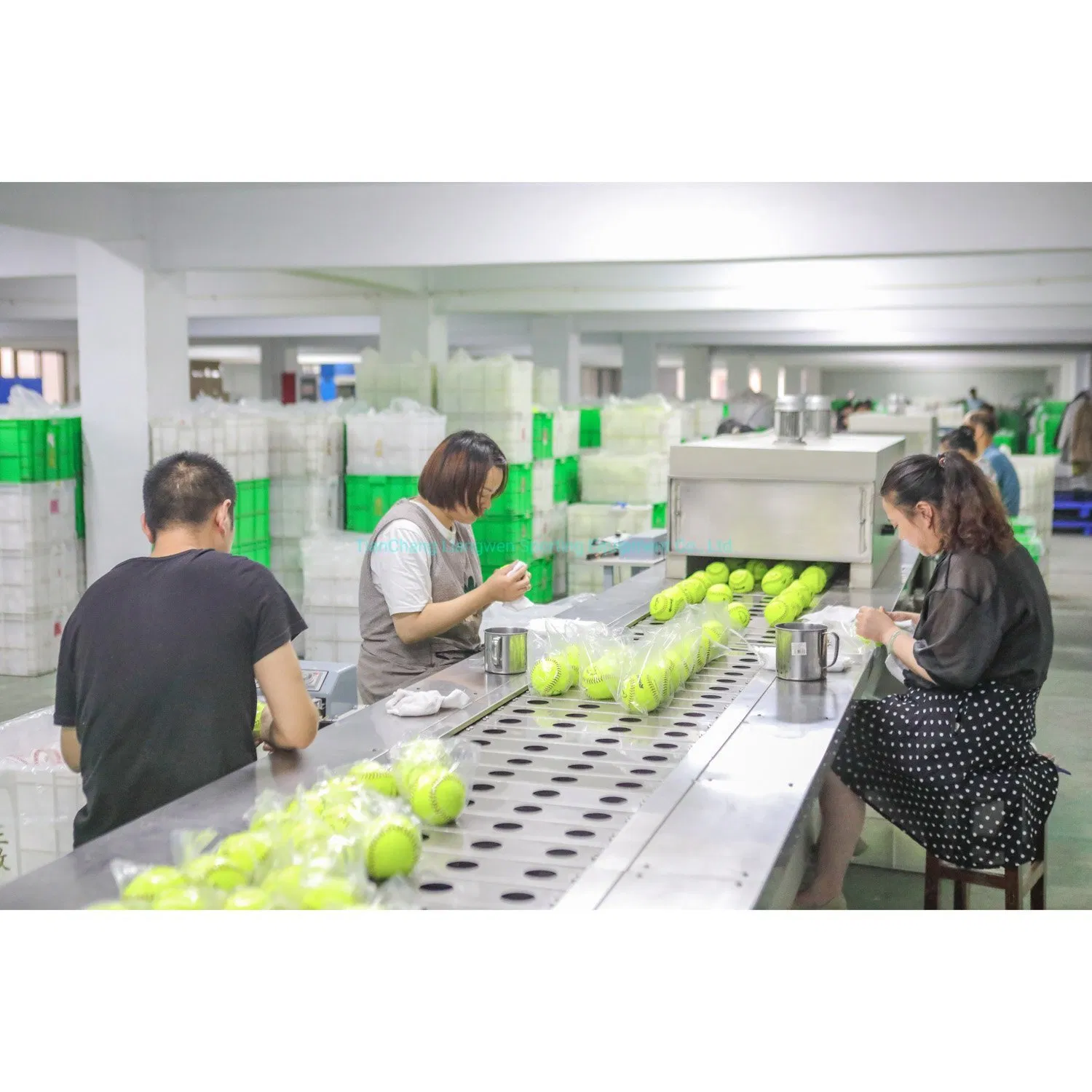 Factory Popular High Quality Custom Logo Official White and Optic Yellowtraining Softball Outdoor Sports Ball Equipment