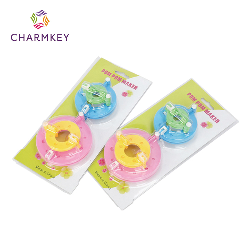 4PCS Set Pompom Maker Fluff Ball Weaver Needle Craft Knitting Loom Wool Tool DIY Needle Craft