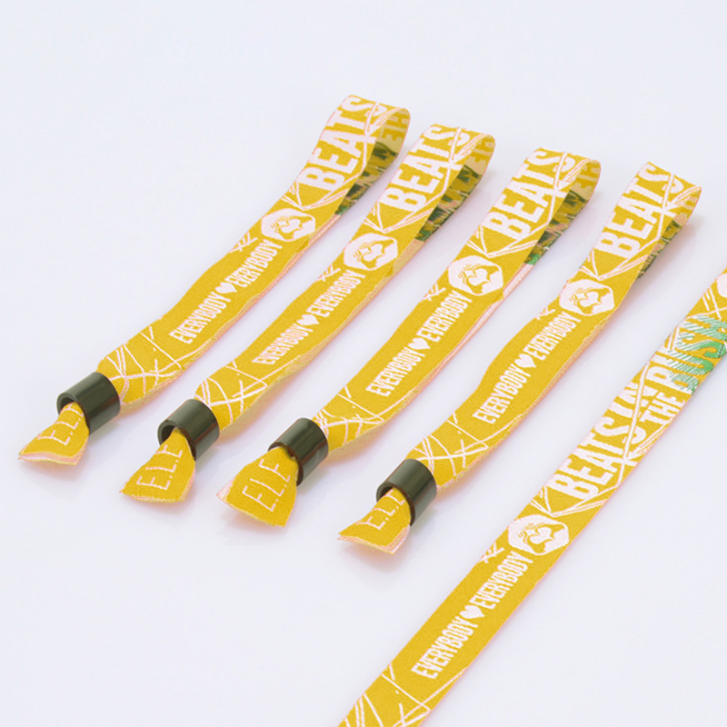 Custom Logo Eco-Friendly Polyester Sublimation Printed Sport Wristband for Promotional Use