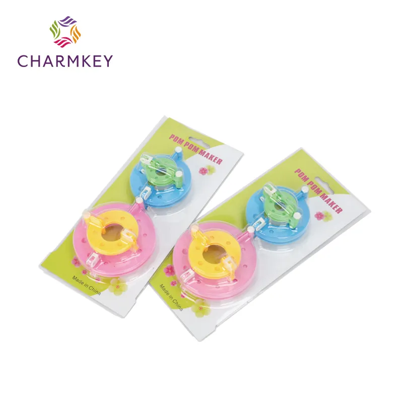 Pompom Maker 1