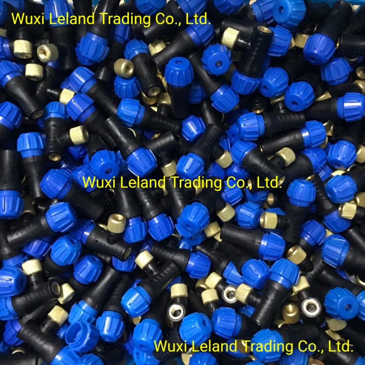 CO2 Bicycle Pump Portable Mini Tyre Inflator Adapter for Outdoor Sports