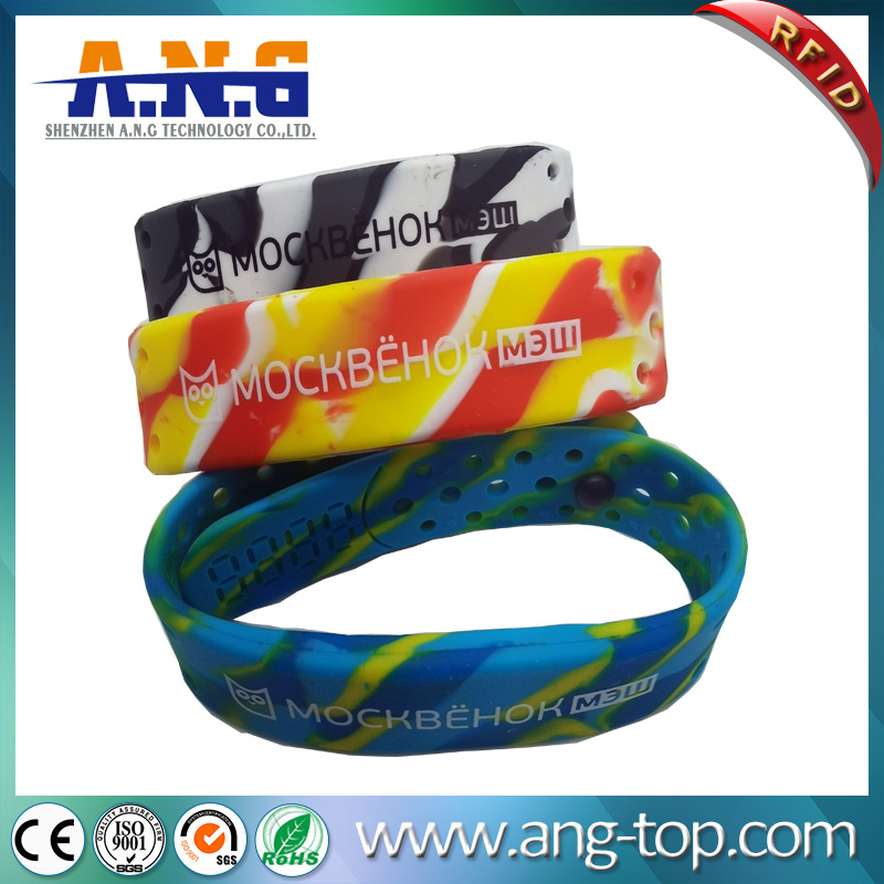 New Type RFID Wristband 13.56MHz NFC Bracelet Silicone Sport Wristband