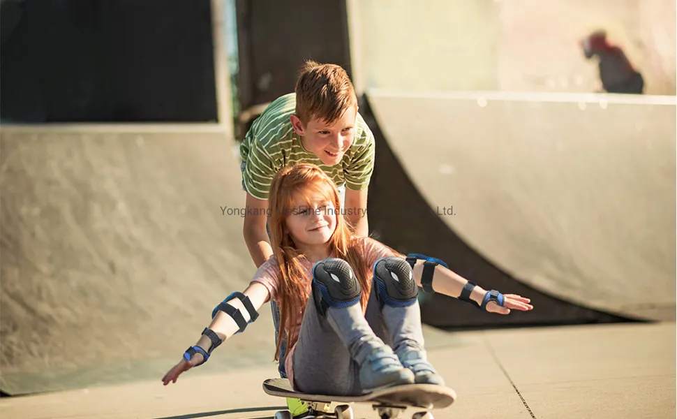 Protective Pad Detail 11