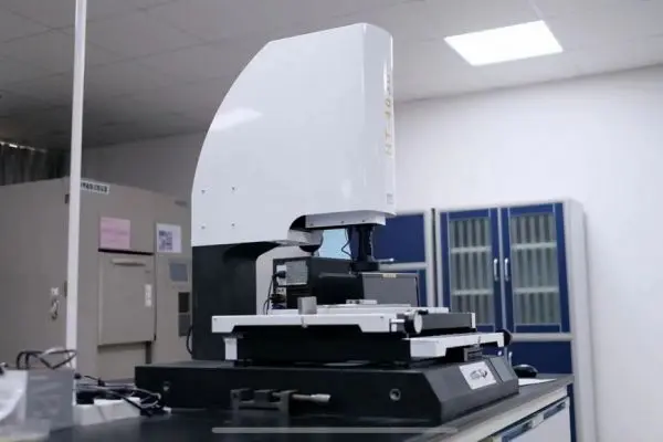 Lucky Pioneer connector manufacturing quality testing station