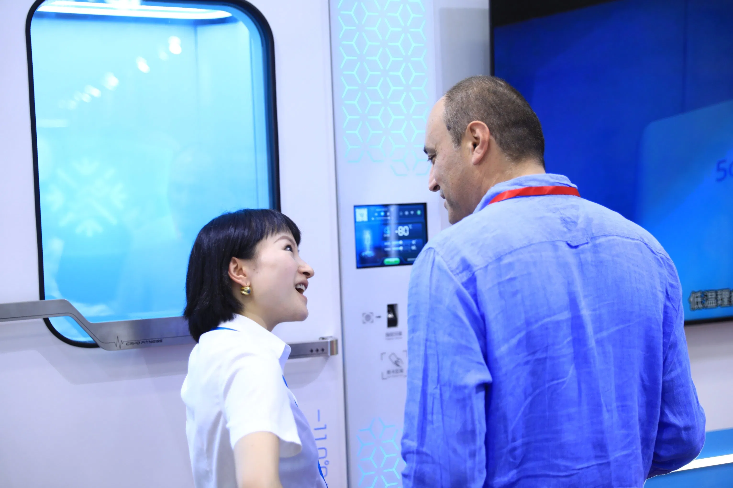 Cryo Chamber Electric Whole Body Cryotherapy Machine Athletes Sports Recovery