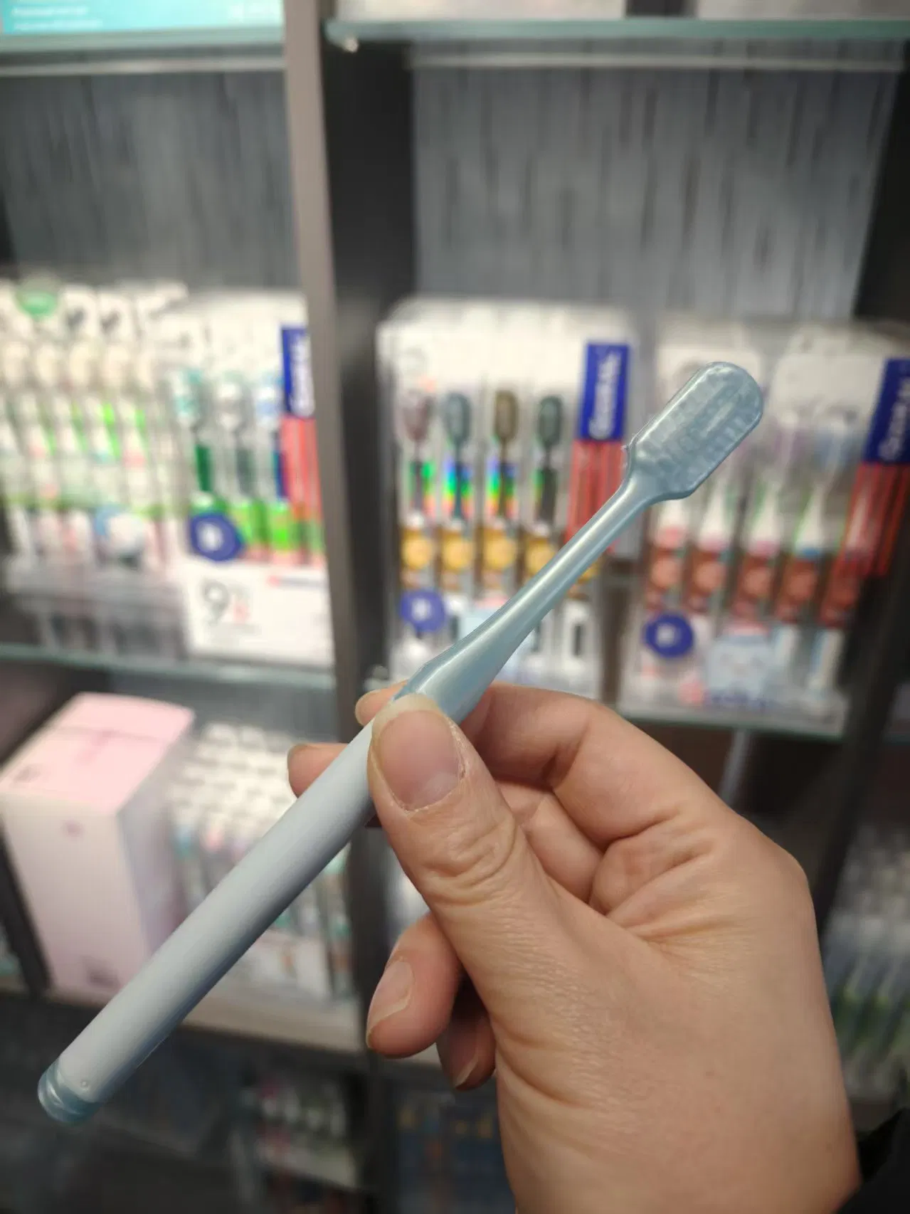 New Chinese Made Oral Care Device for Adults, Focused on Teeth Cleaning