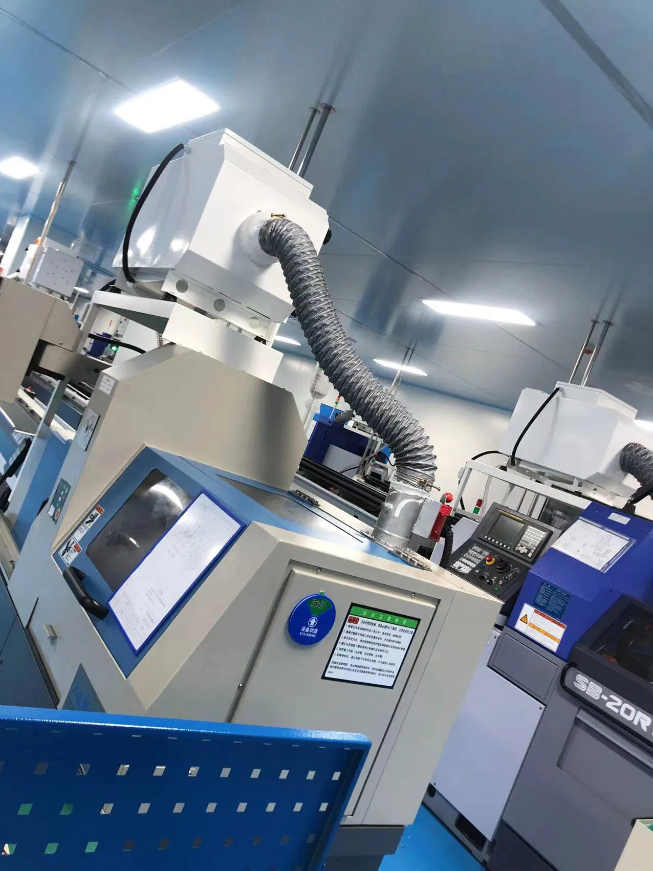 Compact Oil Mist Collector to Improve Indoor Air Quality