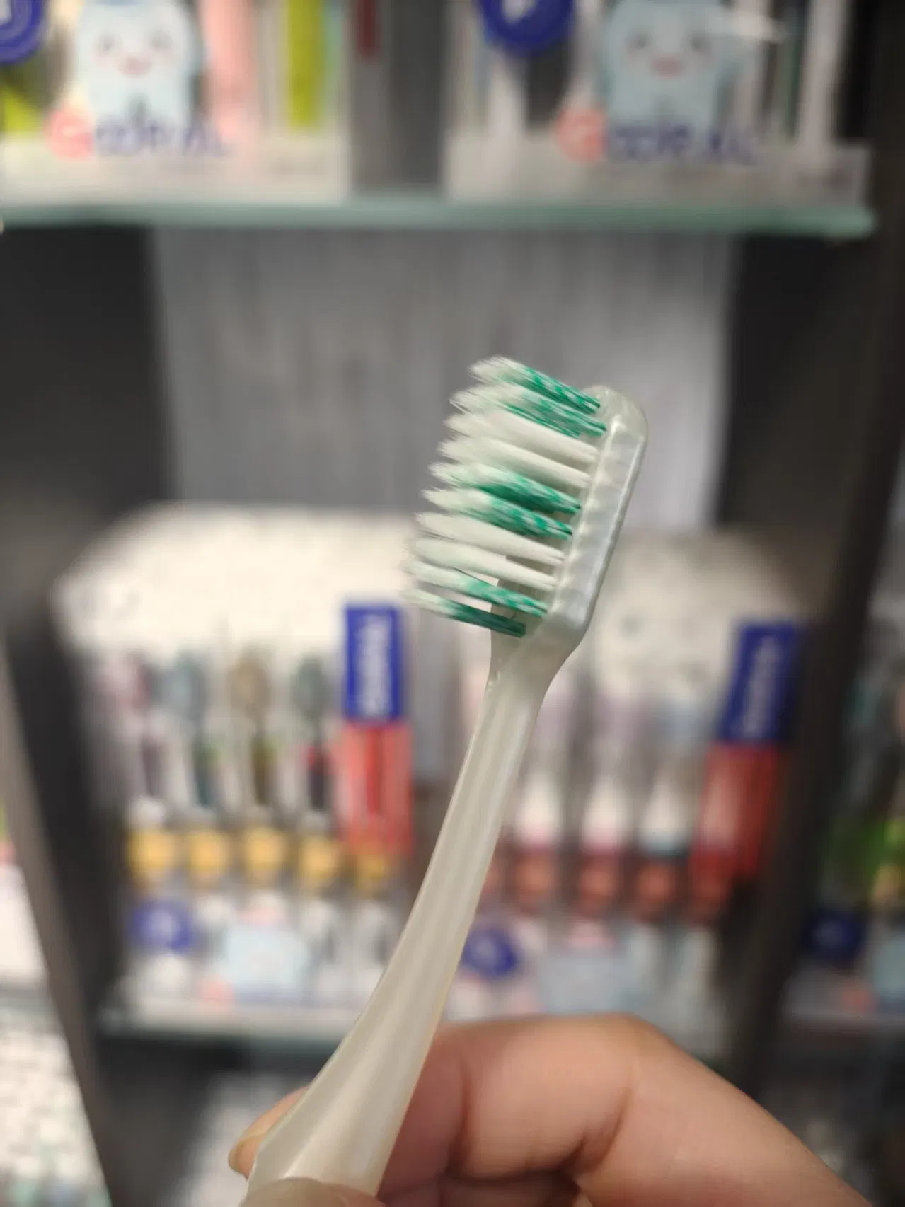 New Chinese Made Oral Care Device for Adults, Teeth Cleaning Focused