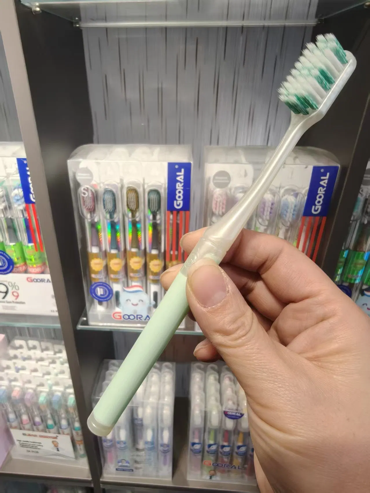 New Chinese Made Oral Care Device for Adults, Teeth Cleaning Focused