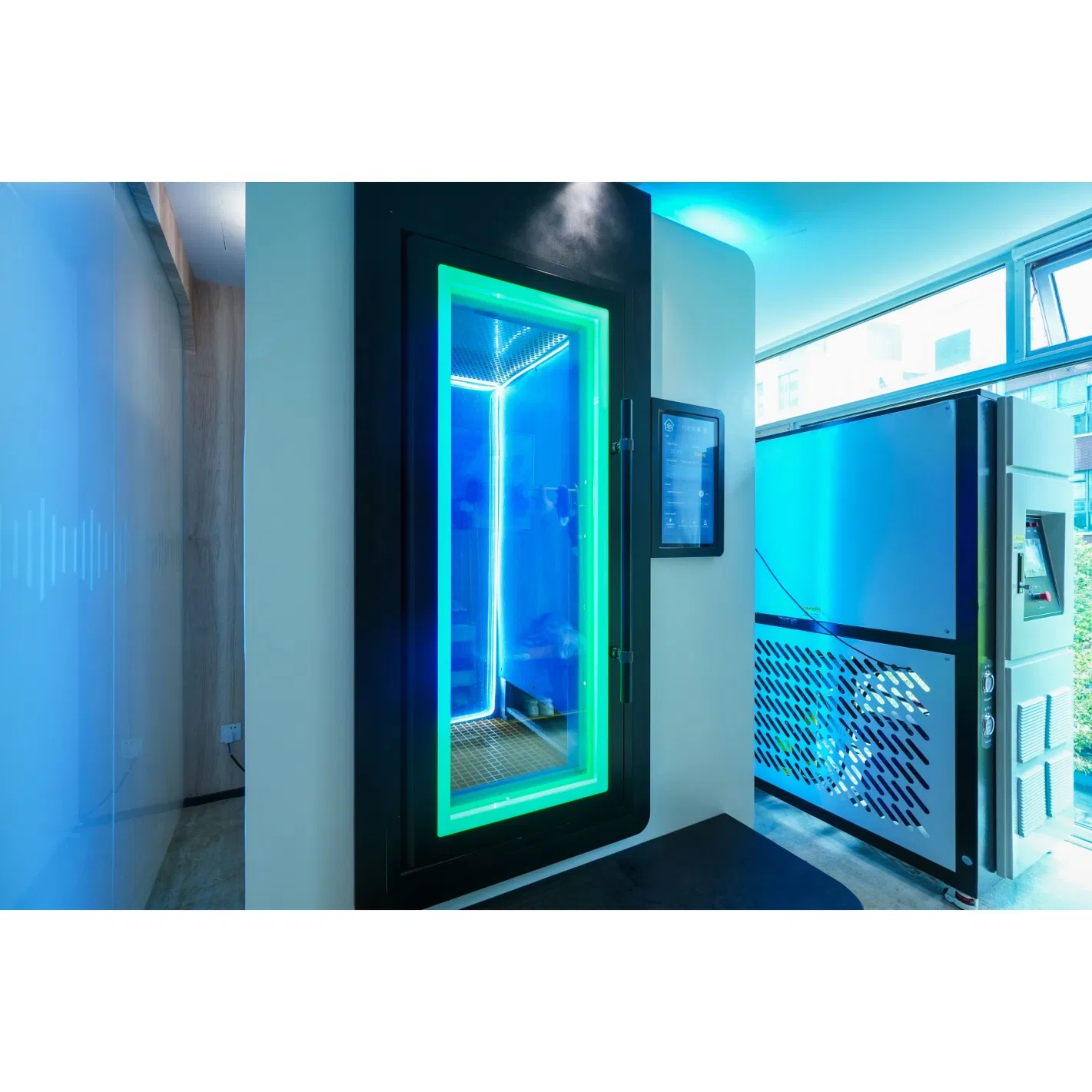 Very Comfortable Dry Cold Electric Cryotherapy Cabin in Stock