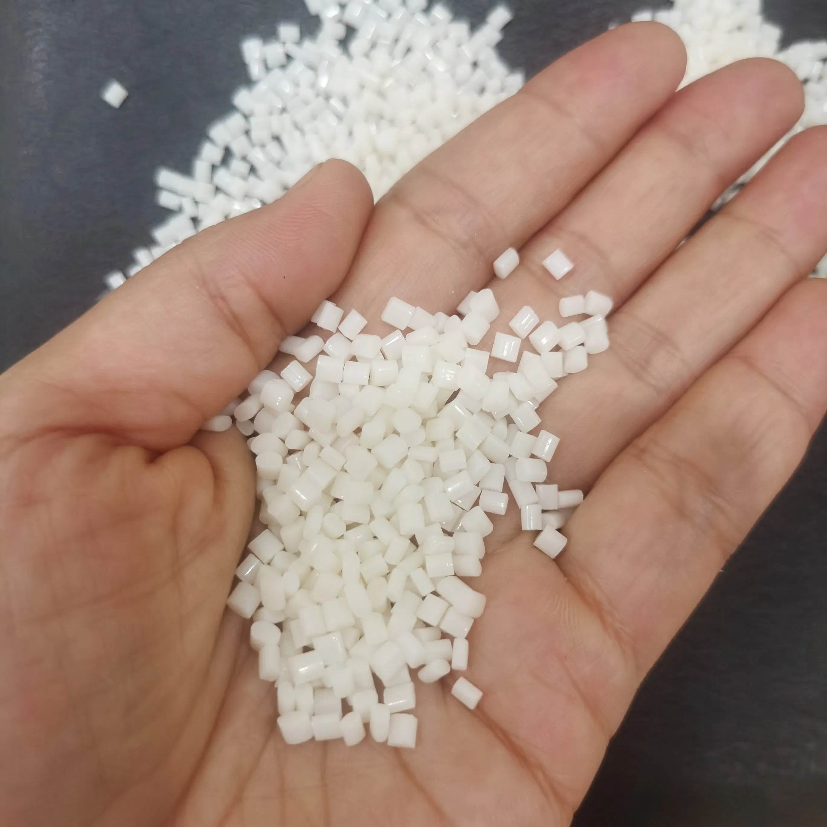 جودة جيدة حبيبات بلاستيكية مقاومة للحرارة لحقن التشكيل للتغطية والت plating الكهربائي