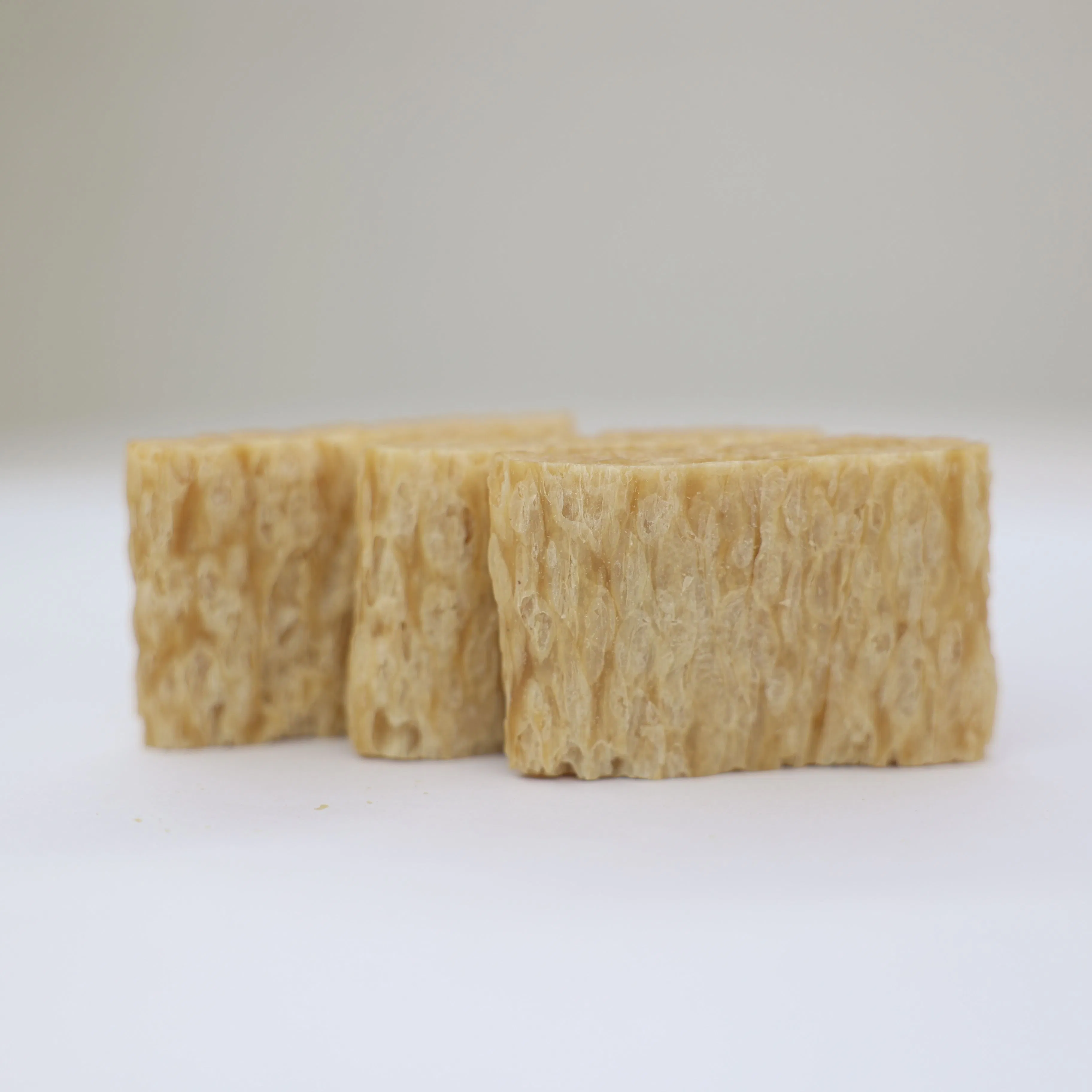 قطع بروتين الصويا القابلة للت textured عالية الجودة بديل لحوم عالي البروتين منخفض الدهون وغني بالألياف مثالي للبرغر والنقانق والكرات اللحمية