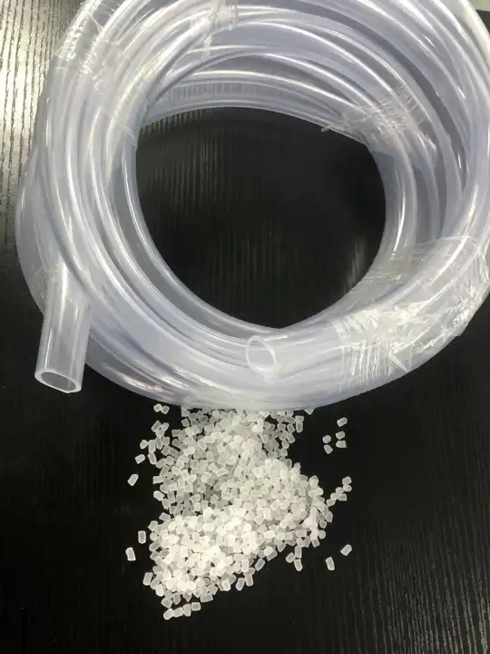 مصنع مركبات PVC حبيبات بلاستيكية زرقاء من PVC لغطاء الكابلات ومواد العزل