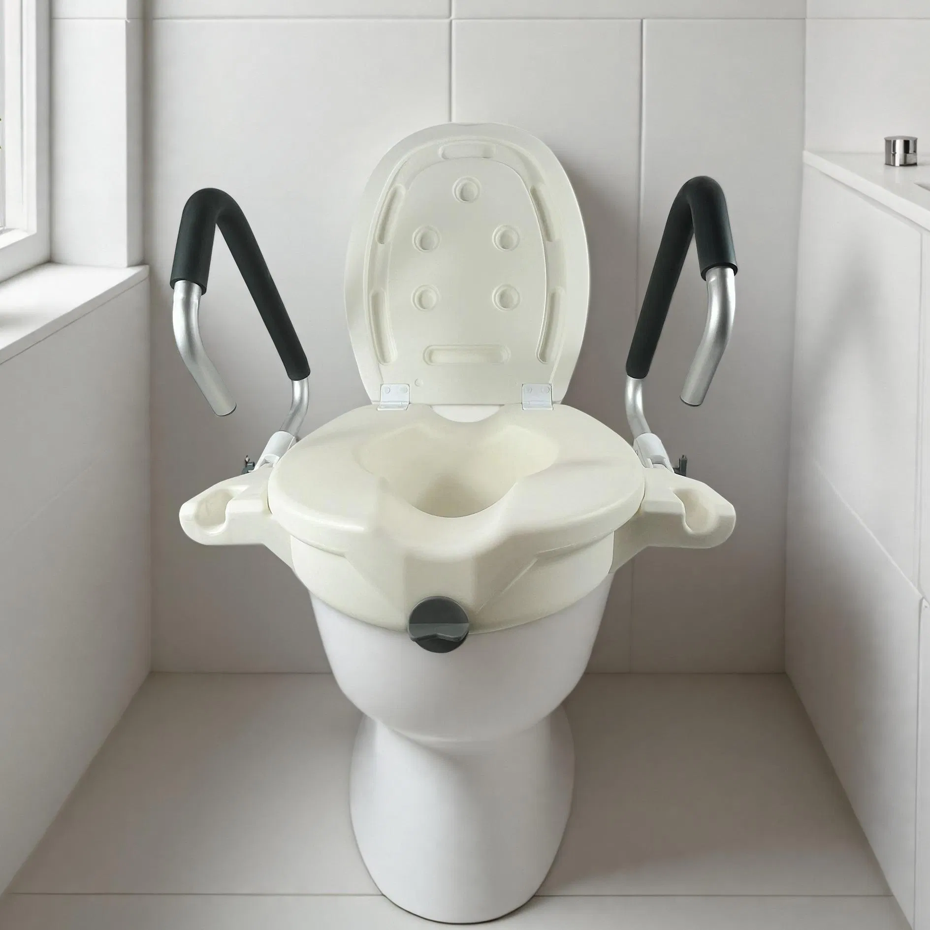 Friendly Handle Attached Raised Toilet Seat