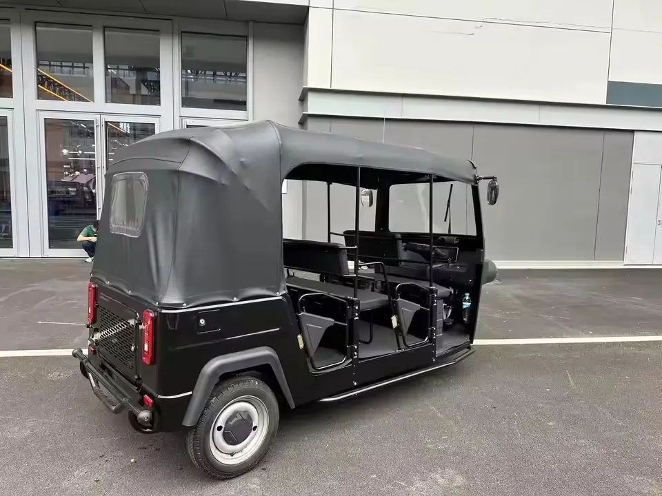 Tuktuk eléctrico comercial personalizado al por mayor 400kg capacidad de carga para turismo 70-90km autonomía de conducción triciclo eléctrico con carrocería cerrada