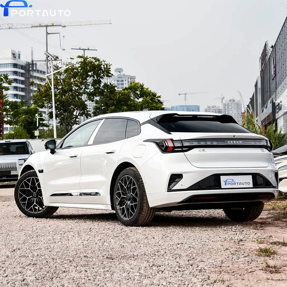 Zeekr 001 - Tecnología de coche conectado en un shooting brake eléctrico, licencia de exportación