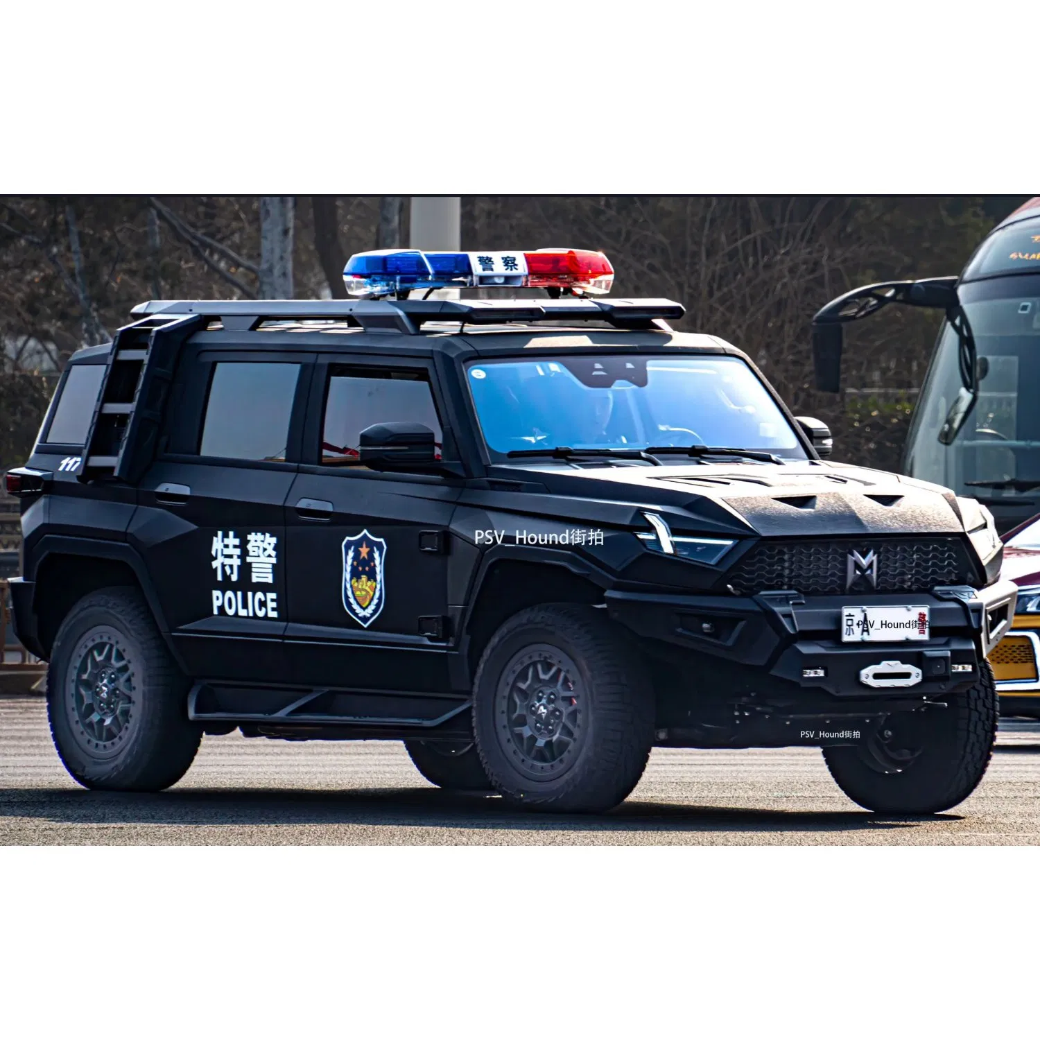 Vehículo Blindado de Alta Movilidad Híbrido Eléctrico M Hero 917