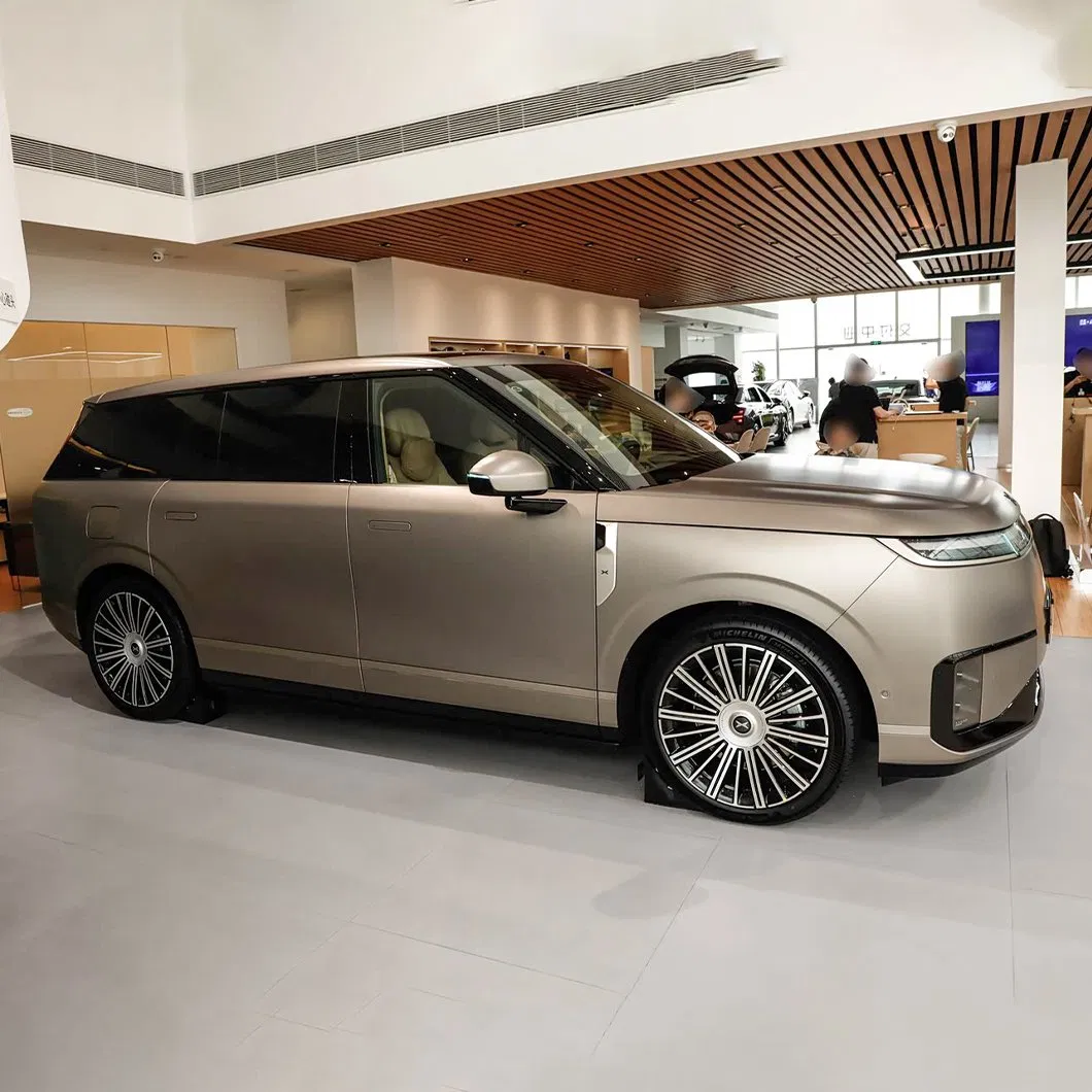 SUV de lujo familiar eléctrico de tamaño completo Xpeng Gx con doble motor y tracción en las cuatro ruedas 6-Seat