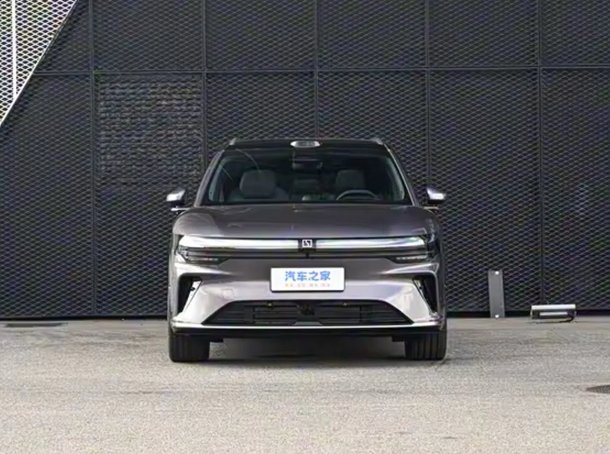 Diseño Inteligente Zeekr 7X Cabina Inteligente Tecnología Conectada Coche