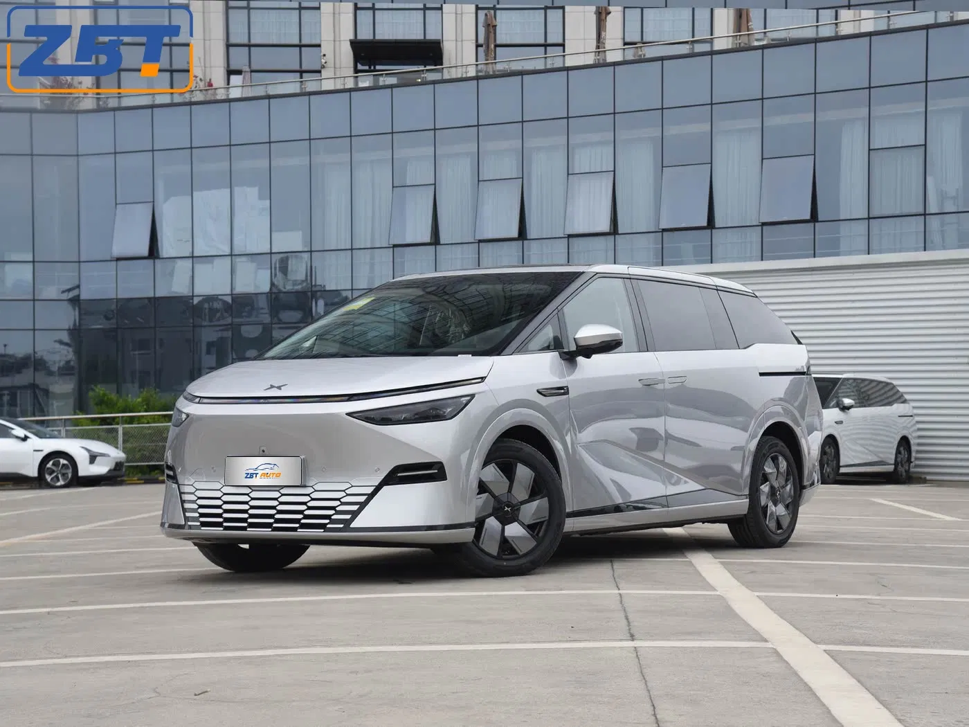 2025 Modelo Energía Lujo Vehículo Eléctrico Xpeng X9 402 Km 4WD 7-Seater Coche Eléctrico Nuevo Xpeng X9 con Optimización de Largo Alcance