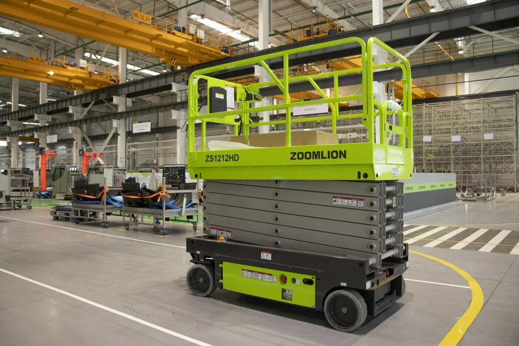 Plataforma de trabajo aérea de elevador de tijera hidráulico eléctrico Zs1212HD-Li 13.8m
