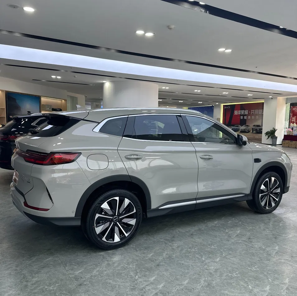 2025 Vehículos Eléctricos Híbridos Usados Byd Song Plus Phev Con Conducción Inteligente Sedán Familiar Compacto Vehículo de Nueva Energía