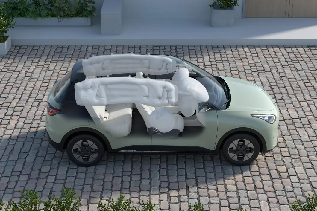 Coche eléctrico urbano compacto y ligero de nueva energía Geely Xingyuan