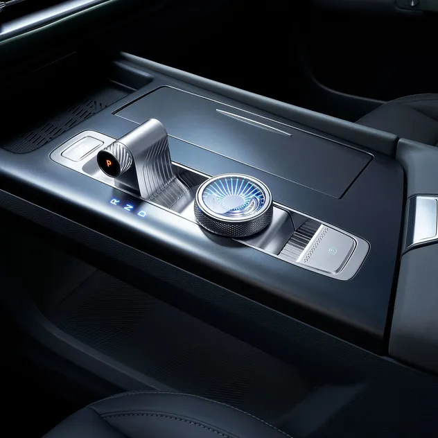 Coche compacto eléctrico inteligente y autónomo Baic Bj30 para compras y viajes