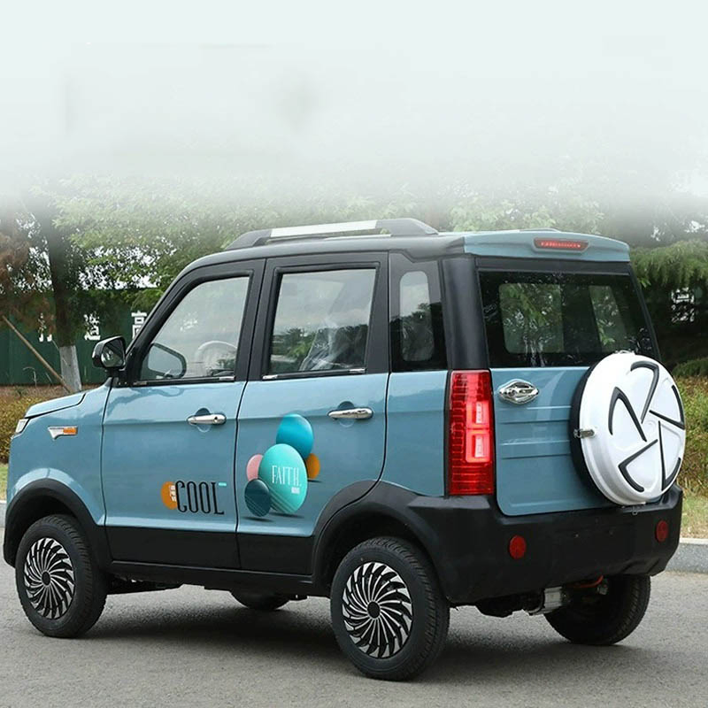 Buen Nuevo Energía Vehículo Eléctrico Scooter de Movilidad Enclosed Mini Coche Eléctrico 4 Asiento China 4 Rueda 4 Asiento Adulto Mini Eléctrico Nuevo Pequeño Coche para Venta de Taxi