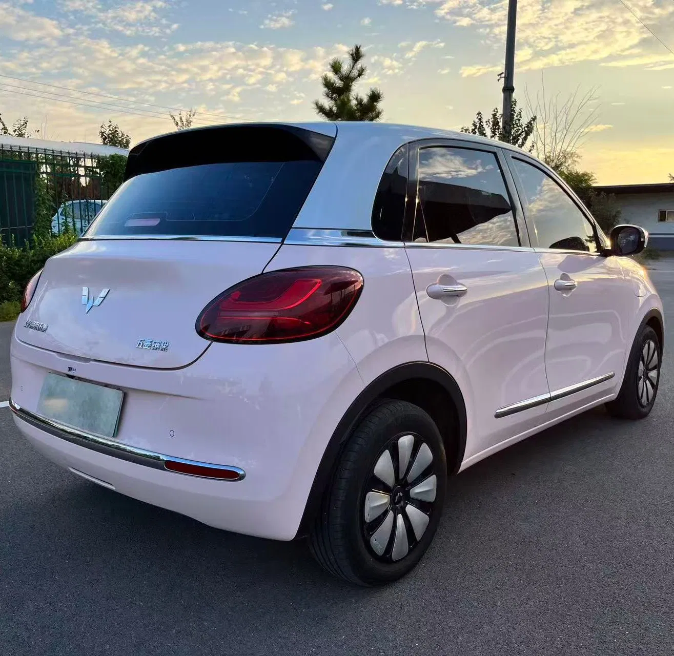 2024 Mejor Venta Barata Saic Wuling Bingo 333km Coche de Uso Diario Flexible y Conectado