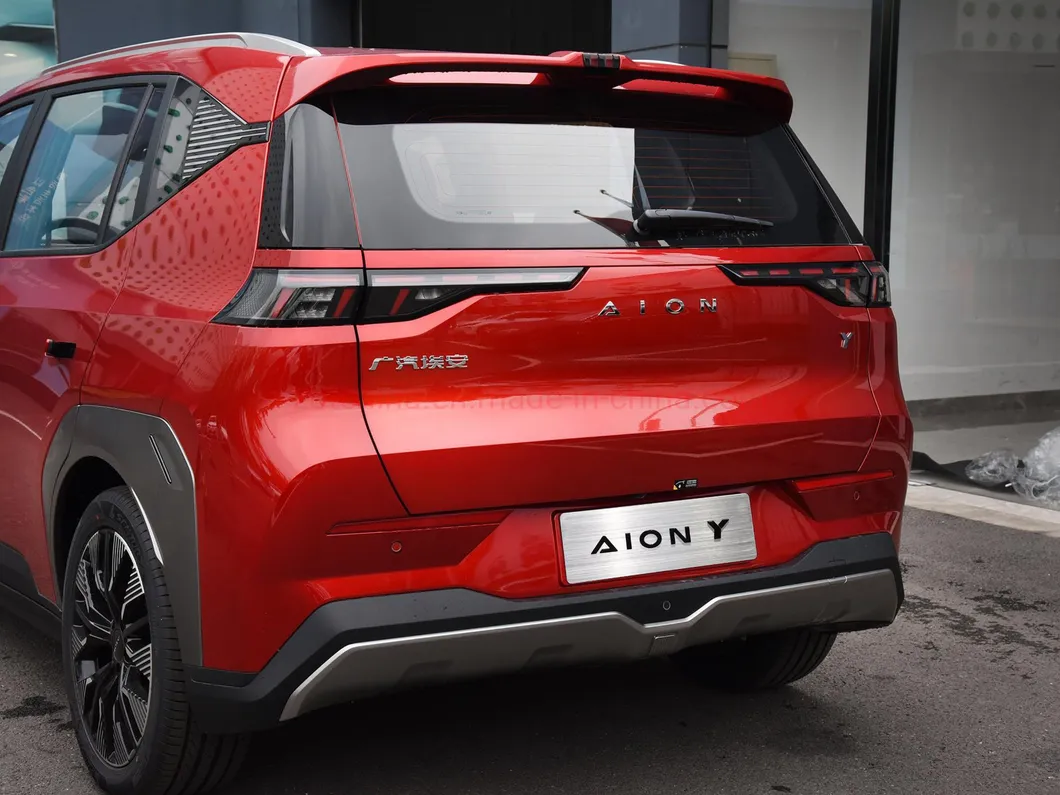 SUV eléctrico deportivo de alta velocidad LHD Aion Y vehículo de motor inteligente autos verdes EV con L2 conducción autónoma
