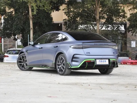 Nuevo Modelo Byd 2025 Coche Eléctrico Rhd LHD de Larga Autonomía Nuevo Vehículo de Energía EV Coche/Taxi Deportivo