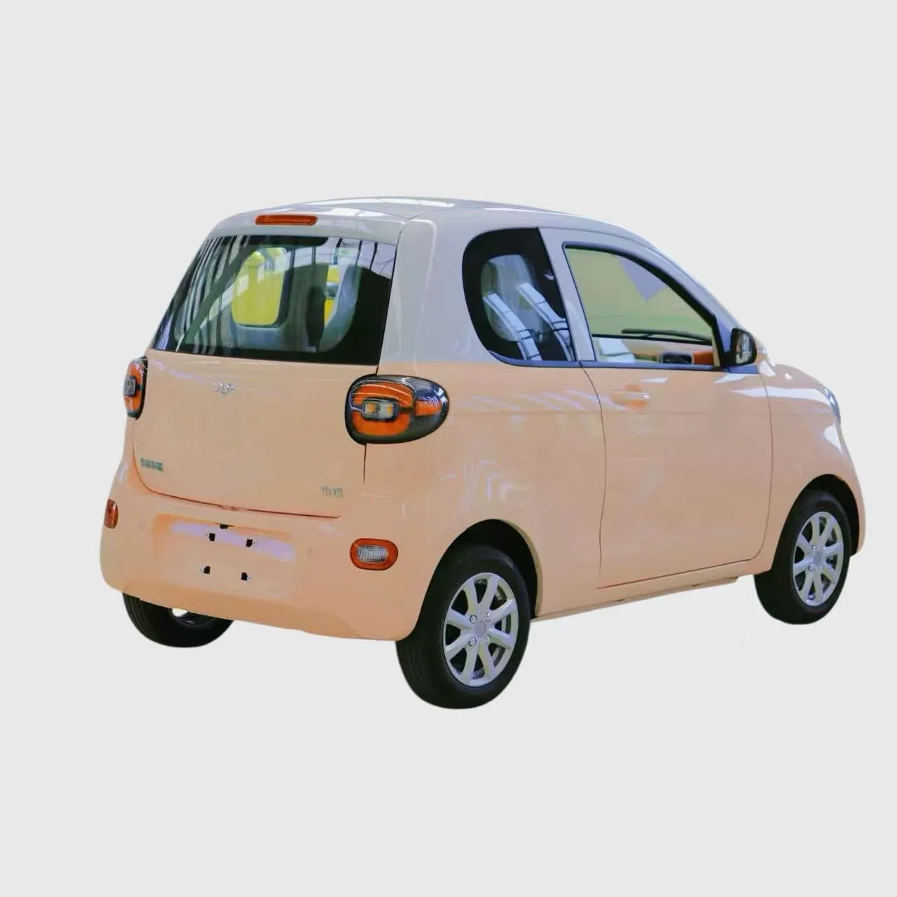 Coche eléctrico inteligente conectado con características de control a través de aplicación móvil