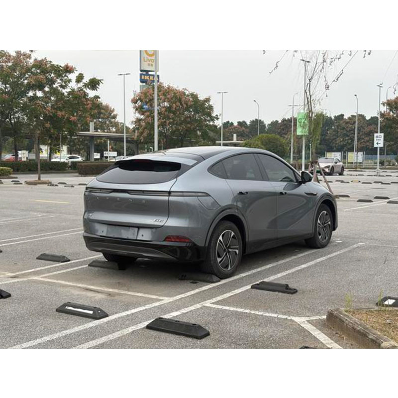 SUVs eléctricos inteligentes usados de Xpeng G6 para exportación desde China, tecnología de carga rápida avanzada con 800V plataforma, interior premium y sistema de asistencia al conductor