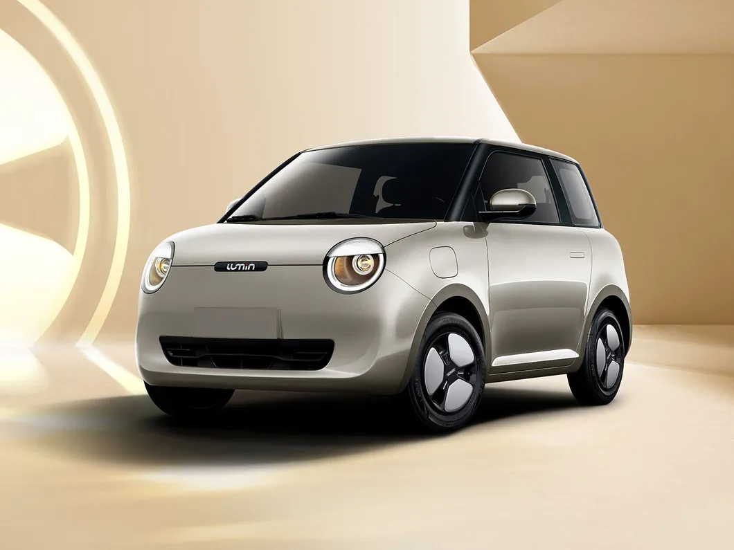 Coche eléctrico compacto de baja velocidad Changan Lumin vehículo de movilidad urbana China energía mini vehículo eléctrico SUV barato coche de batería con estación de carga