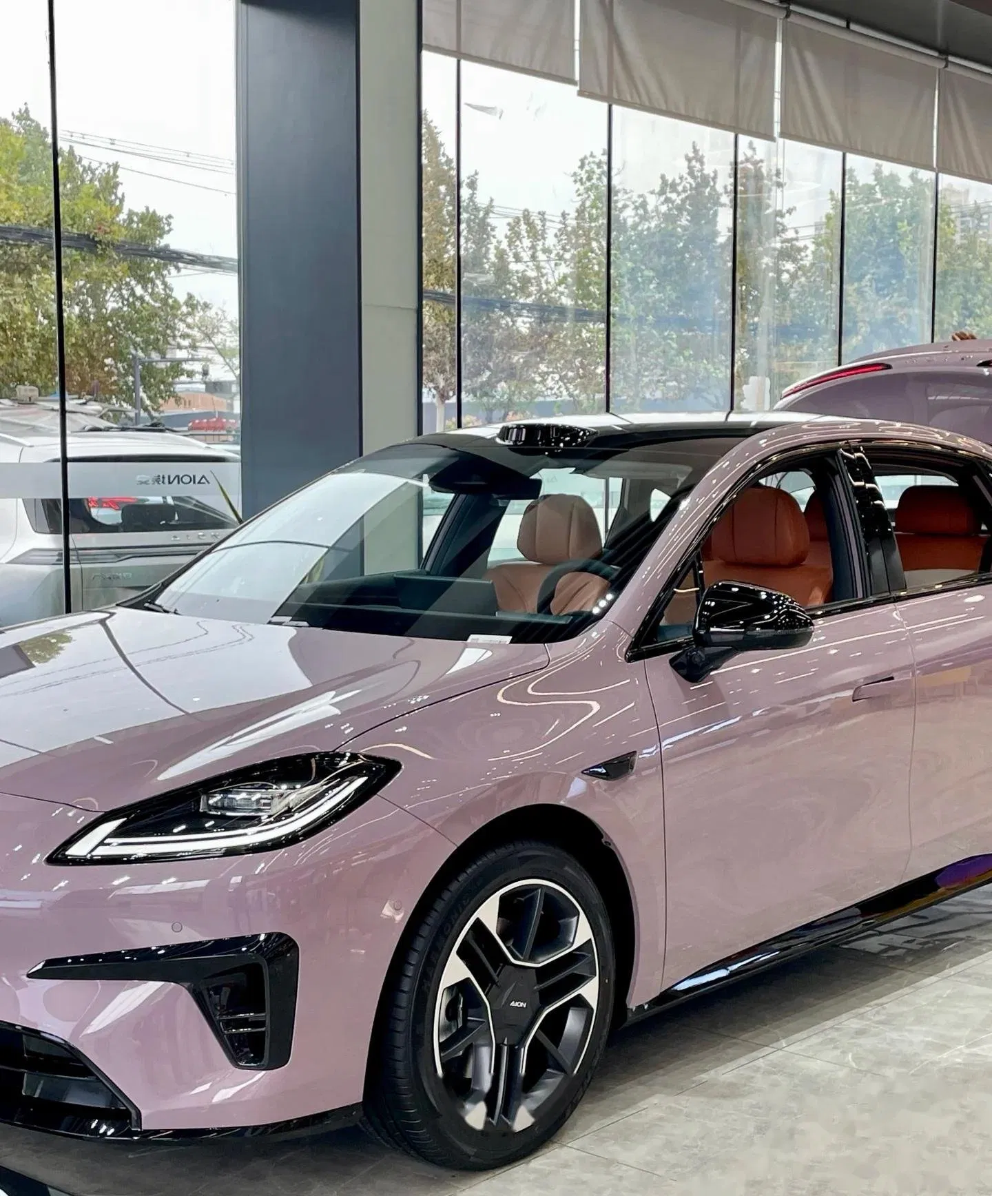 Aion Rt 650 Edición Inteligente Lanzado Nuevo Sedán Eléctrico de Larga Distancia Hecho en China